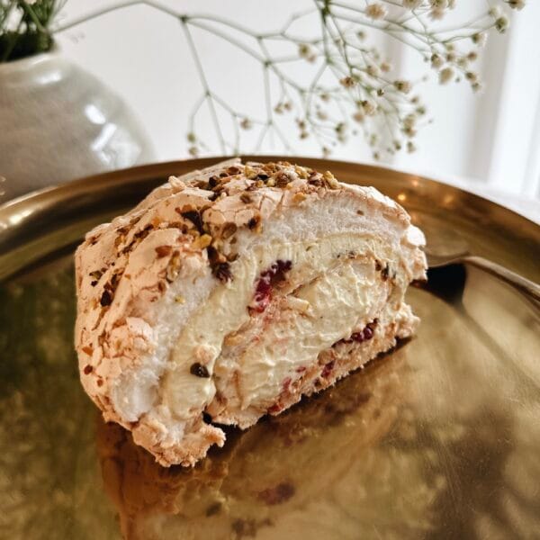 Meringue Roulade