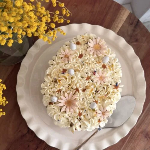 Pecan Caramel Honey Cake “Easter Egg”