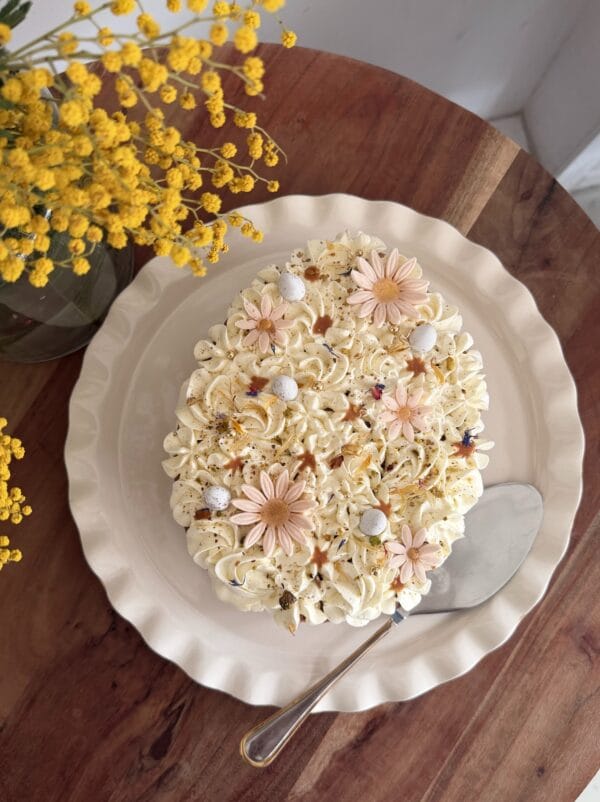 751FA5D1-CF4C-48F8-A68F-9EEE26F7839A Pecan Caramel Honey Cake “Easter Egg”